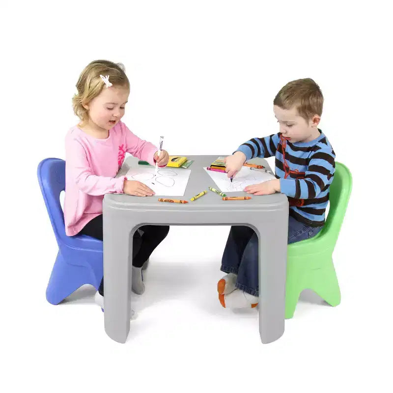 Set 3 Pezzi Tavolo e Sedie in Plastica per Bambini, Nessun Assemblaggio Richiesto, Resistente e Leggero