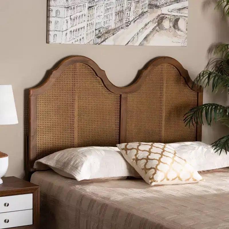 Testiera ad arco vintage in legno e rattan sintetico, finitura noce, accento per camera da letto