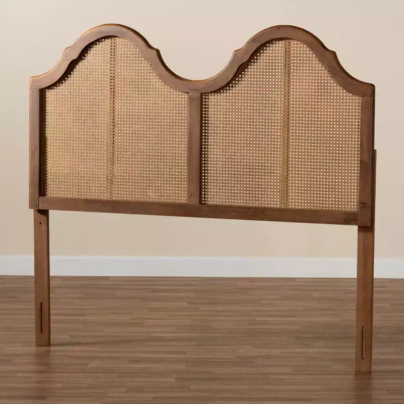 Testiera ad arco vintage in legno e rattan sintetico, finitura noce, accento per camera da letto